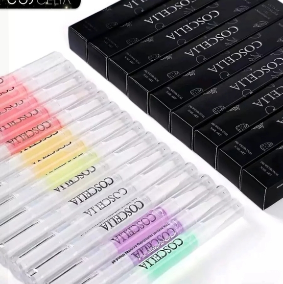 🐝 3/$12 Must Bundle Cuticle Oil with Vitamins - Picture 2 of 6